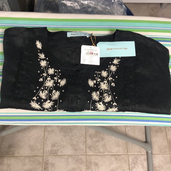 Estimate brand ladies oversized linen top with scalloped sleeves - Picture 2 of 11